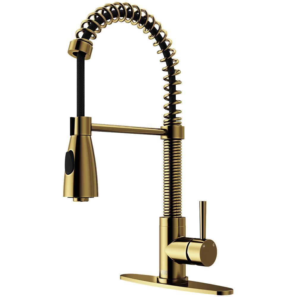 Brant Single-Handle Pull-Down Sprayer Kitchen Faucet with Deck Plate in Matte Gold