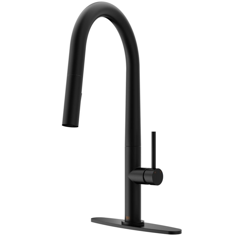 Greenwich Single-Handle Pull-Down Sprayer Kitchen Faucet with Deck Plate in Matte Black