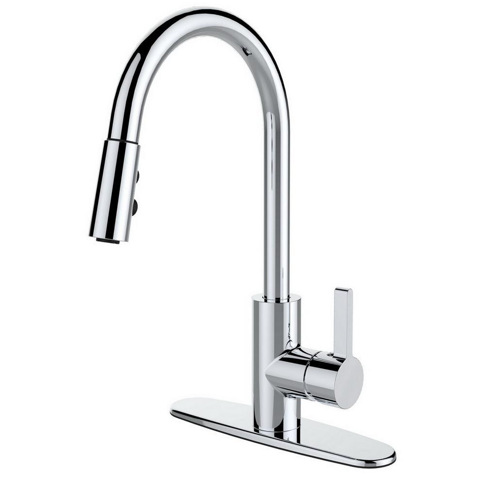Single-Handle Pull-Down Sprayer Kitchen Faucet in Chrome
