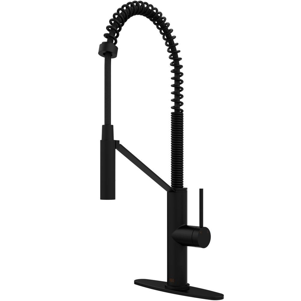 Livingston Single-Handle Pull-Down Sprayer Kitchen Faucet with Deck Plate in Matte Black
