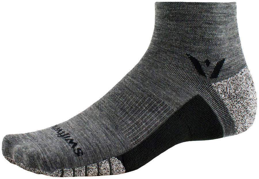 Swiftwick Flite XT Trail Quarter Crew Socks - 2", Heather, Small
